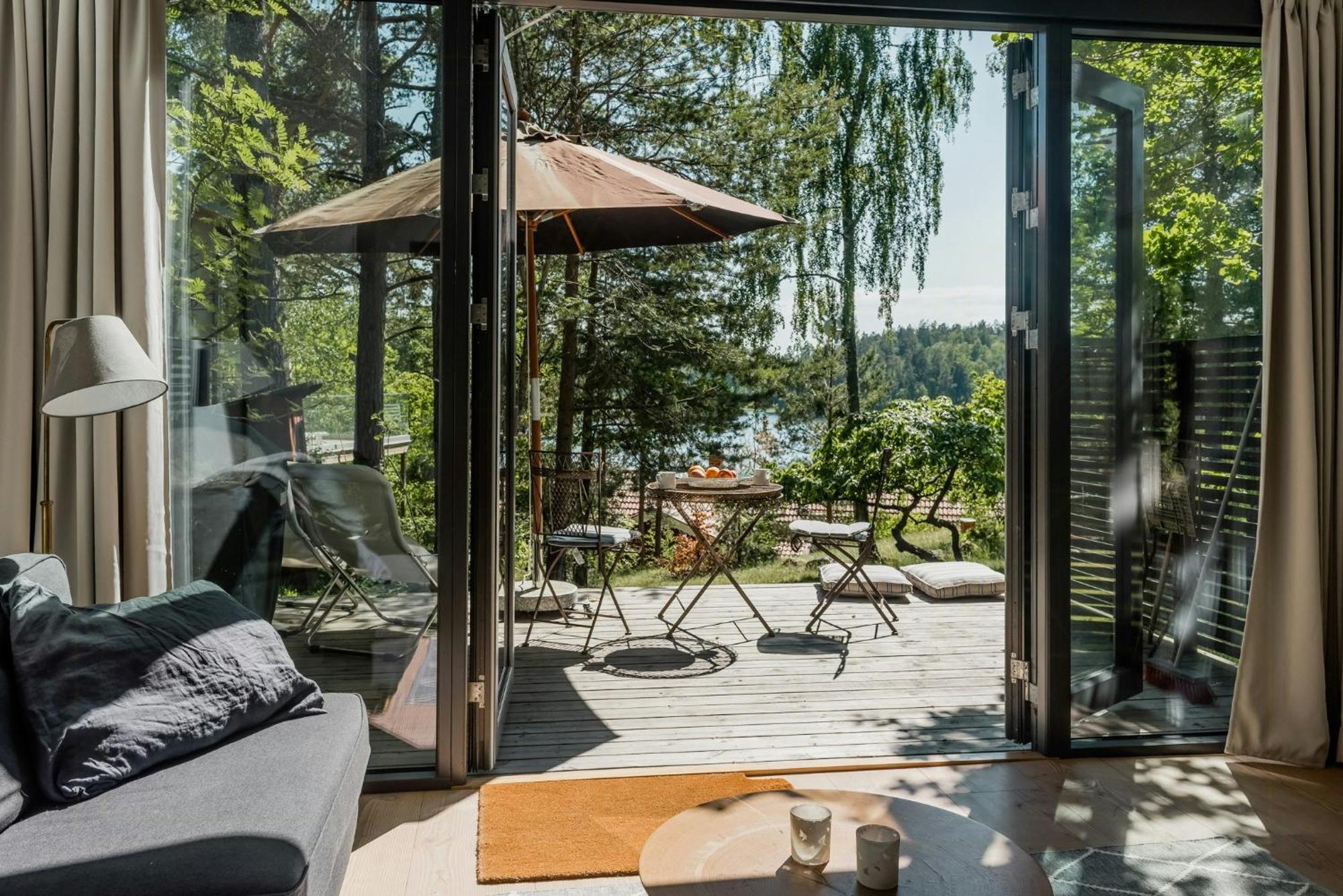 Charmerende Feriehus Med Havudsigt Naer Stockholm Värmdö Exterior foto